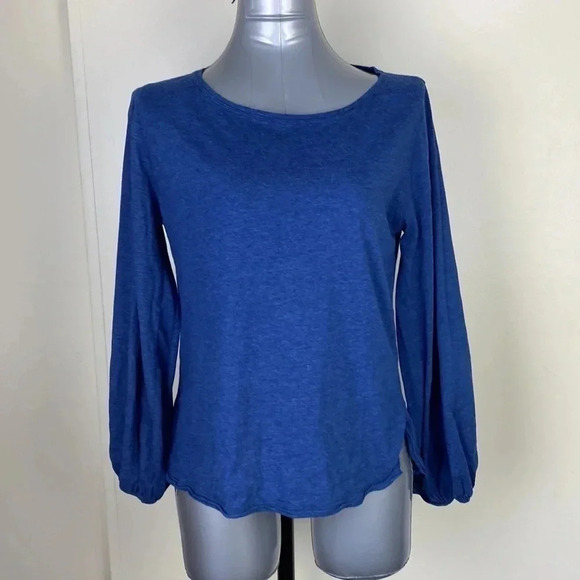 3/$15 Business casual bell sleeve scoop neck renaissance peasant top blouse med - Picture 1 of 14